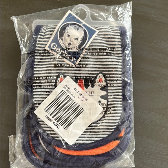 Gerber Baby burp cloth Bibs with Cat Design - Navy, Orange, White - Picture 2 of 5